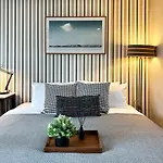 Tropical Modern 1Br - Ultra Fast Wifi - Thong Lo