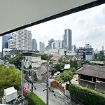 Tropical Modern 1Br - Ultra Fast Wifi - Thong Lo