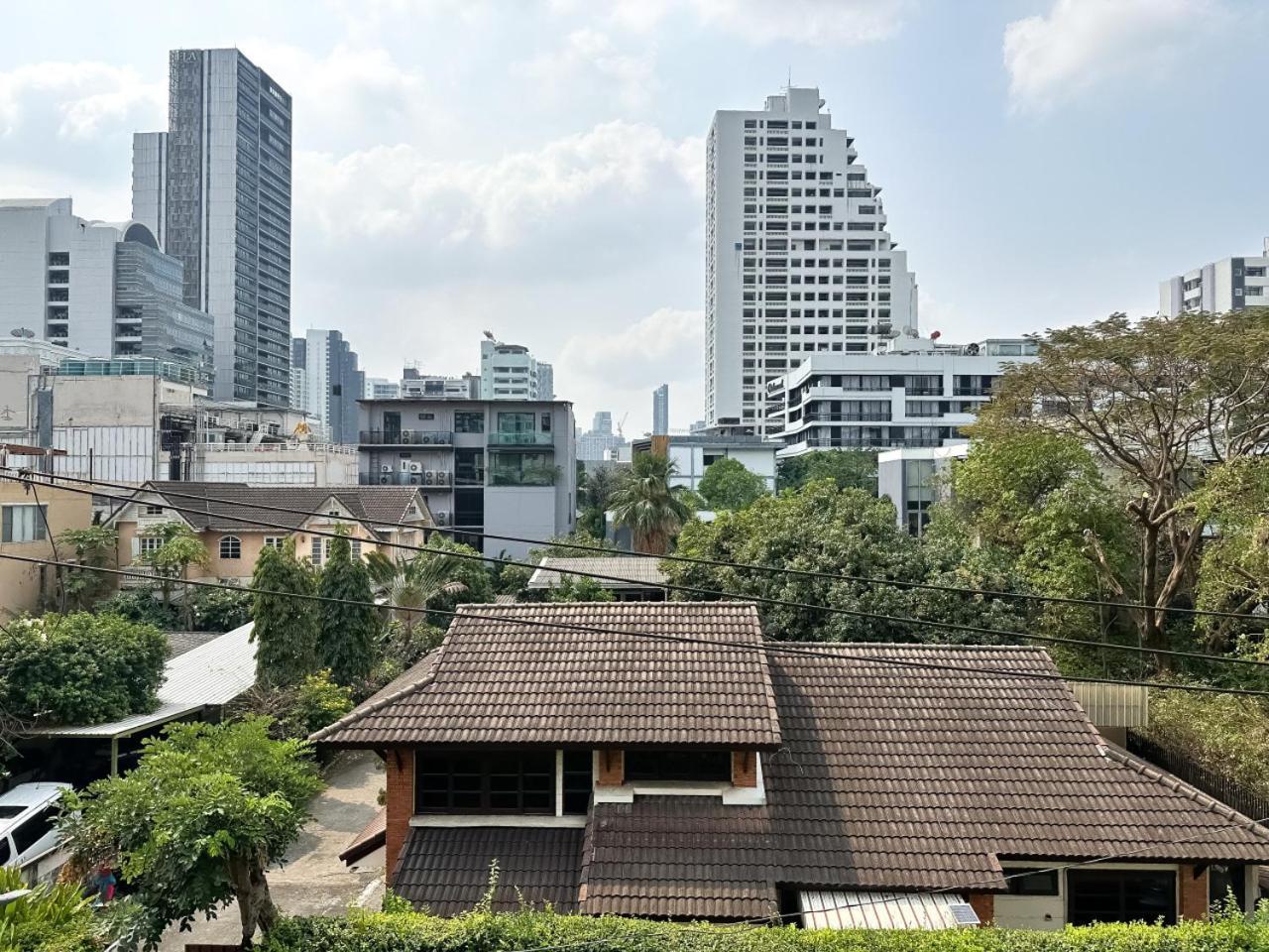 Apartment Tropical Modern 1br - Ultra Fast Wifi - Thong Lo